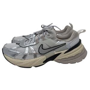 Nike V2K Run Women's Running Shoes Sneakers Reflective Accents White Silver 9